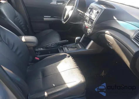 2013 Subaru Forester 2.5X Touring z USA, uszkodzony, nr VIN JF2SHAGC0DH414573